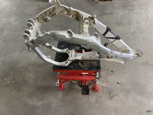Runko (HONDA CRF450R 2019)  50010-MKE-A70