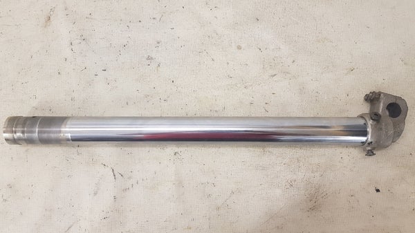 Shova sis&auml;putki oikea (HONDA CRF250 2005) 51420-KRN-711