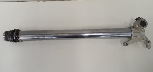 AXLE CLAMP L/S + TUBE CPL. 07 (KTM SXF450 2007)  48600529S1