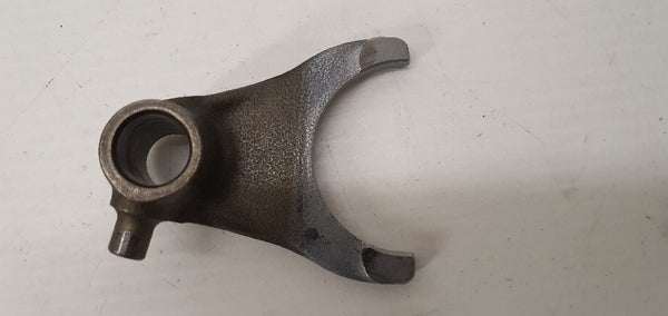 FORK, CENTER GEARSHIFT (Honda CR250 1998) 24231-KA4-771 24231-MEN-730