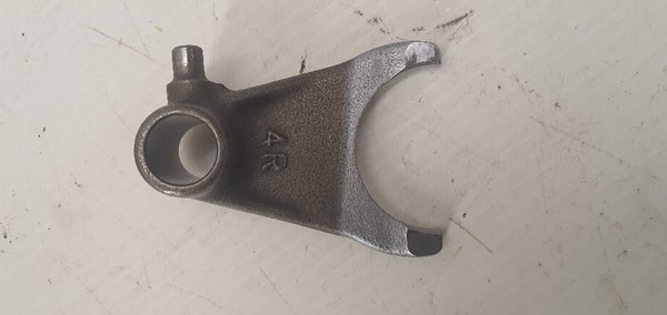 FORK, R. GEARSHIFT  (Honda CR250 1998)  24211-KA4-770 24211-MEN-730